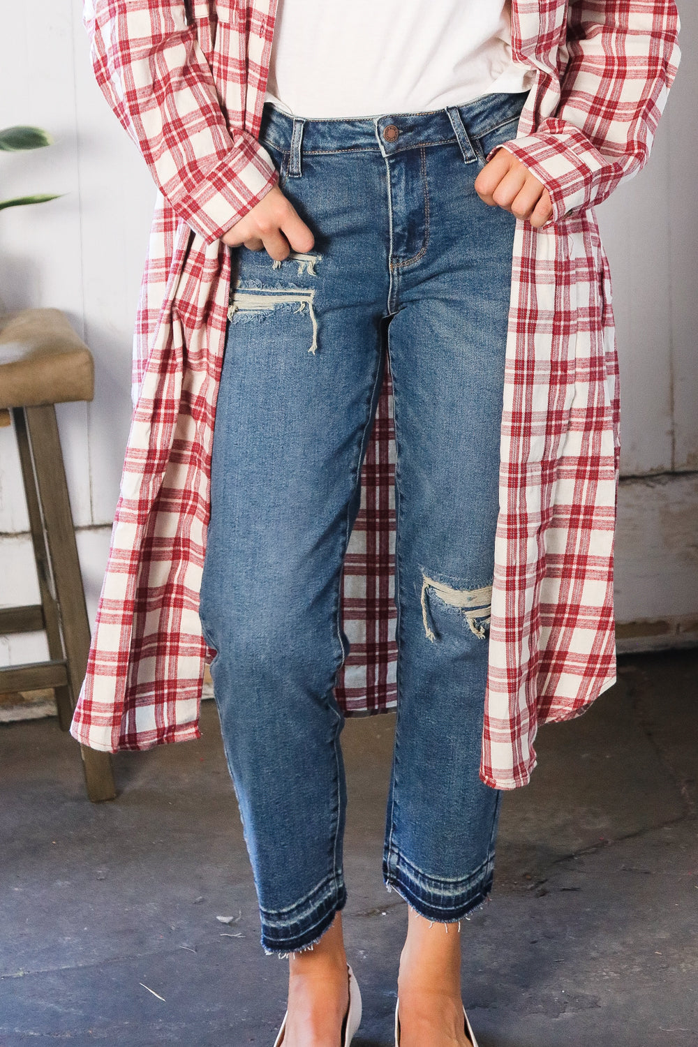 Boyfriend Fit Rip Denim Jeans